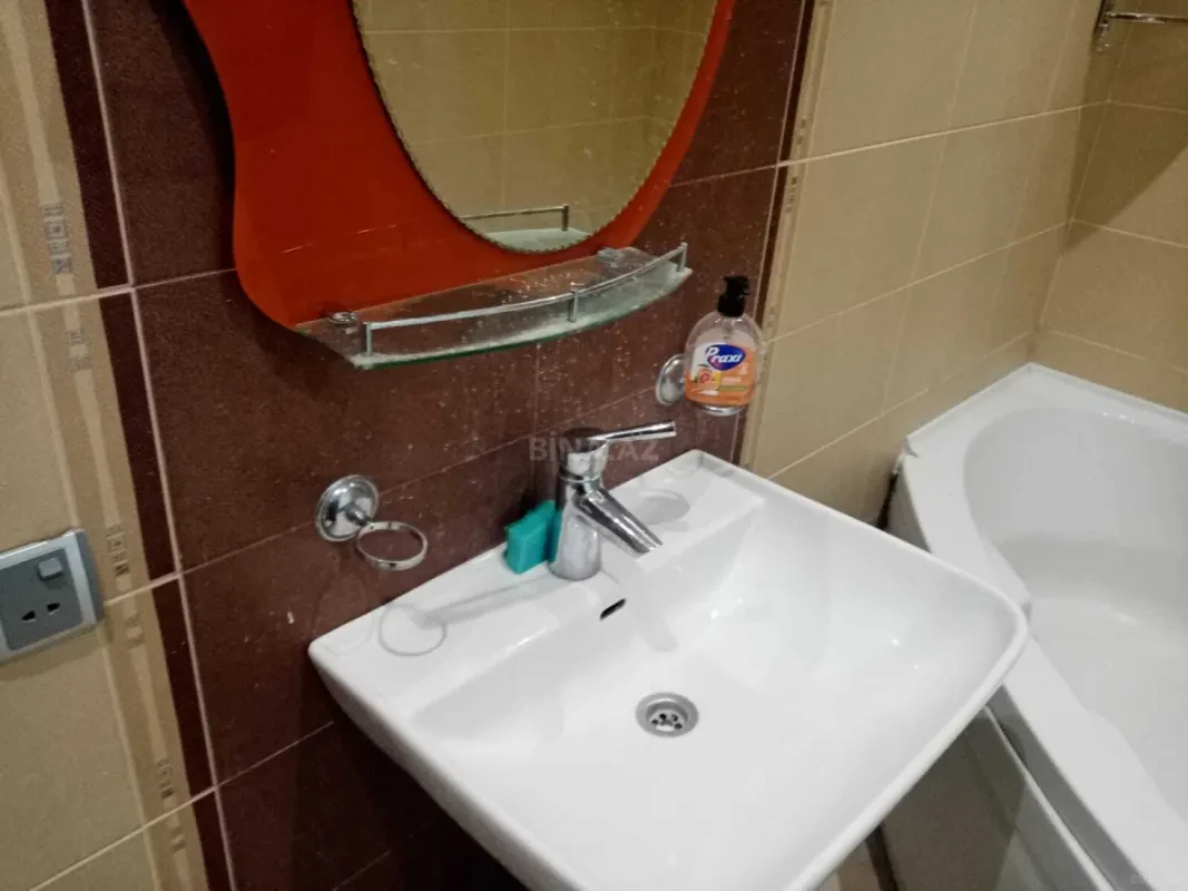 Satılır 2 otaqlı mənzil 87 m²