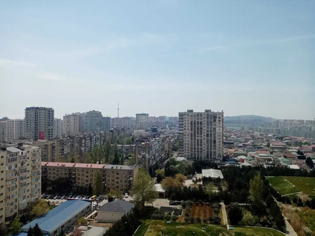 Satılır 2 otaqlı mənzil 87 m²
