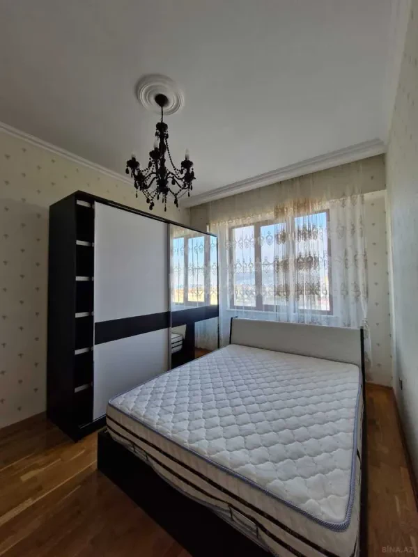 Kirayə verilir 2 otaqlı mənzil 70 m²
