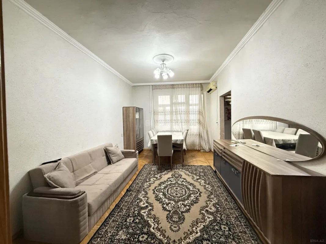 Kirayə verilir 2 otaqlı mənzil 60 m²