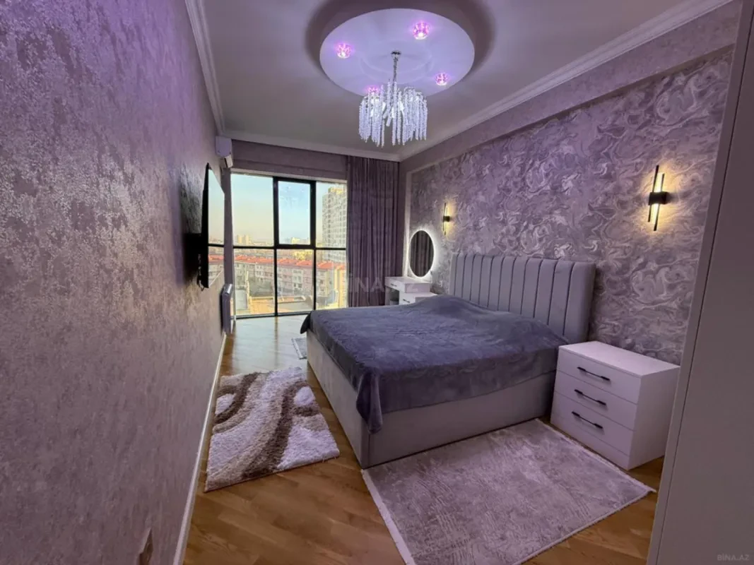 Satılır 2 otaqlı mənzil 84 m²