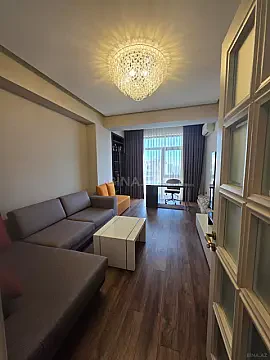 Satılır 2 otaqlı mənzil 75.7 m²