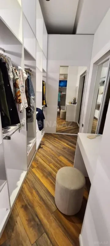 Kirayə verilir 5 otaqlı mənzil 250 m²