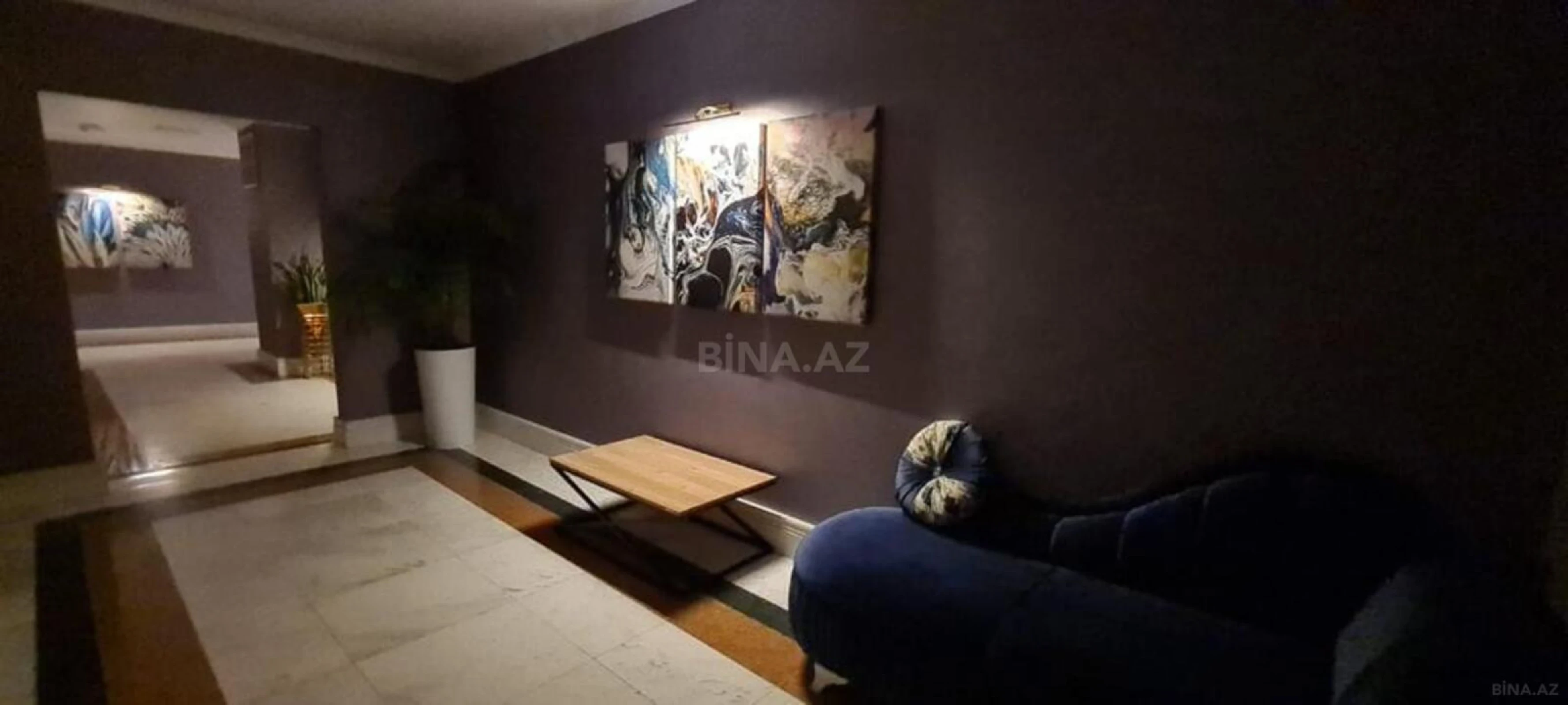 Kirayə verilir 5 otaqlı mənzil 250 m²