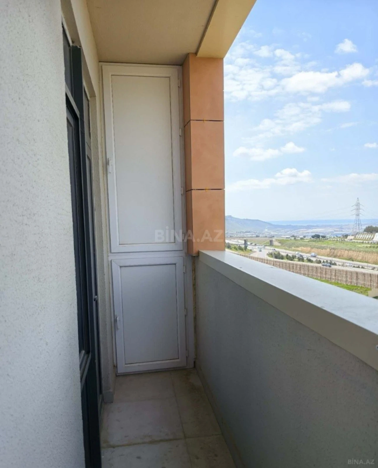 Kirayə verilir 3 otaqlı mənzil 76 m²
