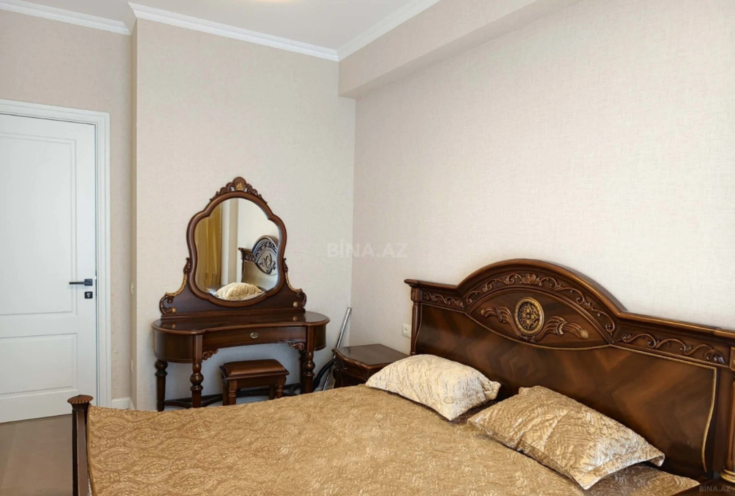 Kirayə verilir 3 otaqlı mənzil 76 m²