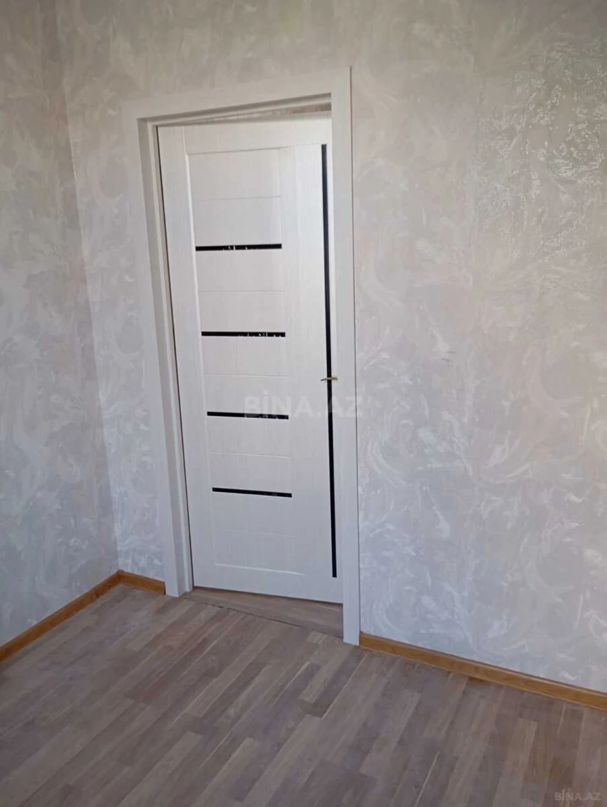 Satılır 2 otaqlı mənzil 58.9 m²