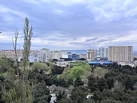 Satılır 3 otaqlı mənzil 85 m²