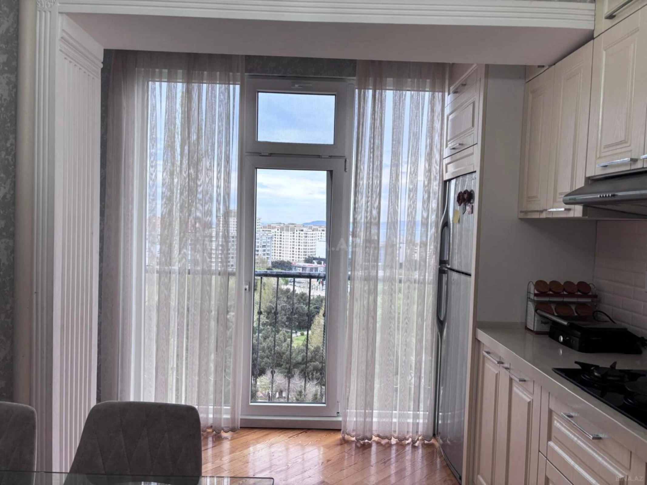 Satılır 3 otaqlı mənzil 85 m²