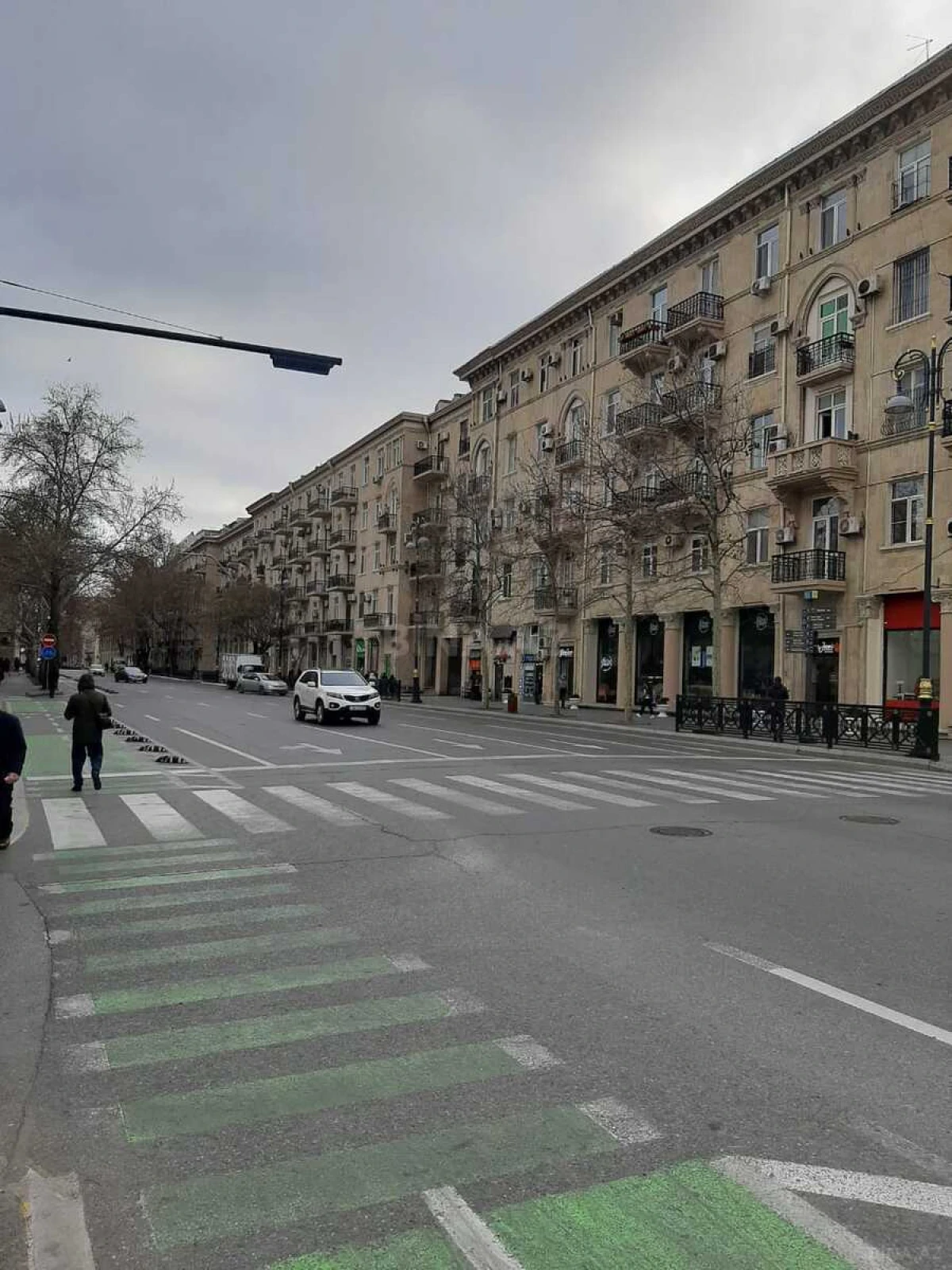 Satılır 2 otaqlı mənzil 60 m²