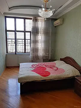 Satılır 2 otaqlı mənzil 60 m²