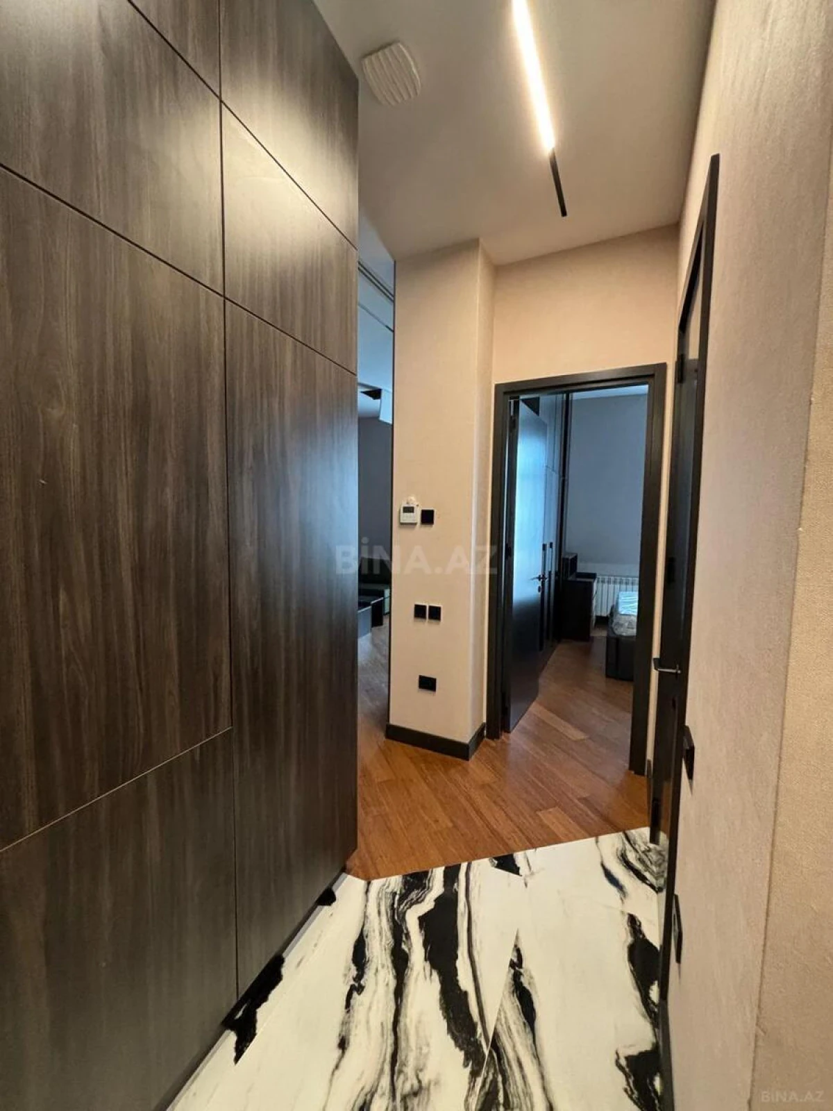 Kirayə verilir 2 otaqlı mənzil 65 m²