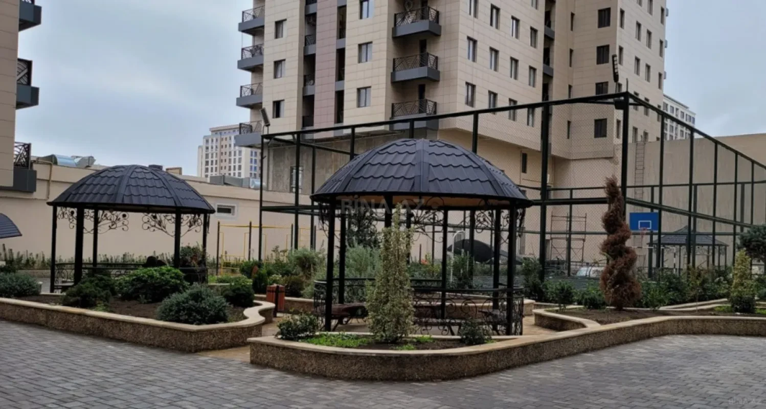 Satılır 2 otaqlı mənzil 88 m²