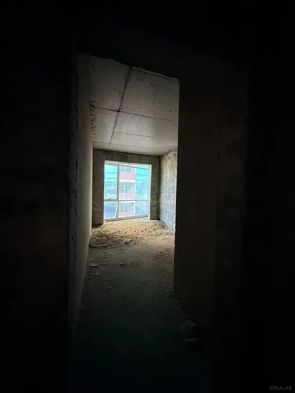 Satılır 3 otaqlı mənzil 148 m²