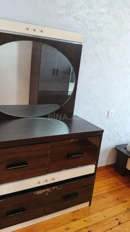 Kirayə verilir 2 otaqlı mənzil 60 m²