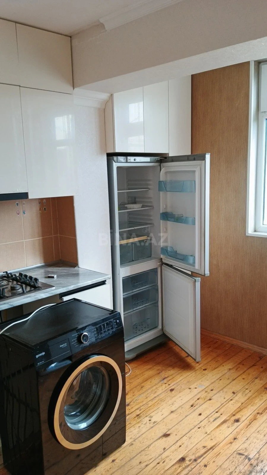 Kirayə verilir 2 otaqlı mənzil 60 m²