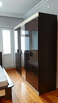 Kirayə verilir 2 otaqlı mənzil 60 m²