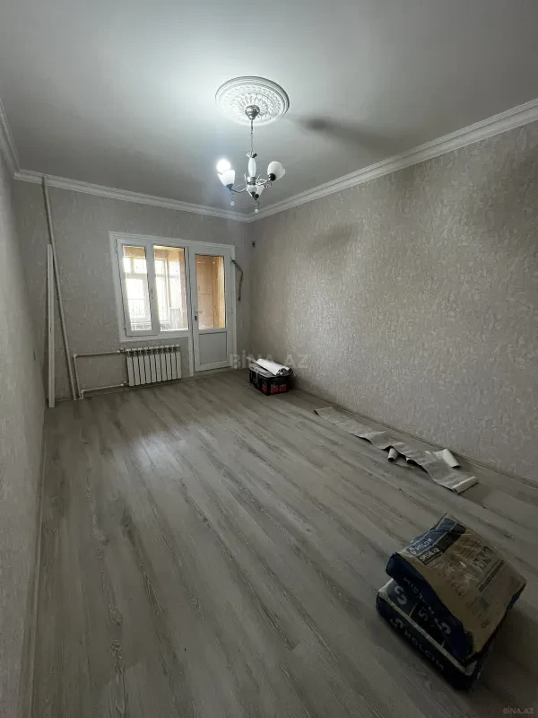 Satılır 3 otaqlı mənzil 59 m²