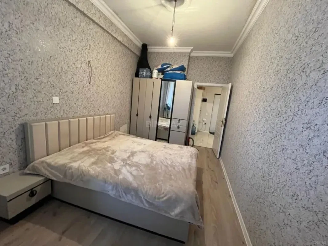 Kirayə verilir 2 otaqlı mənzil 69 m²