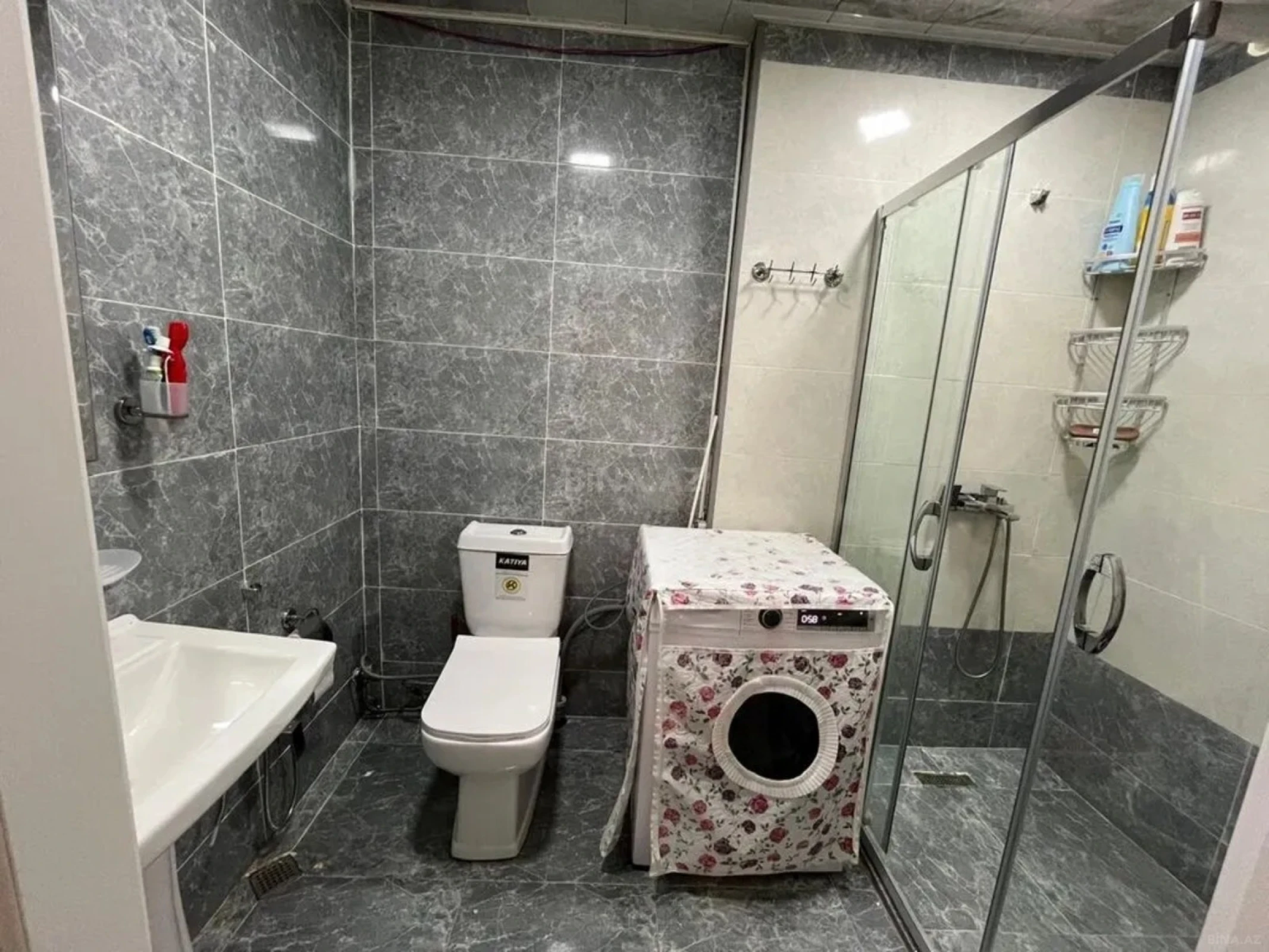 Kirayə verilir 2 otaqlı mənzil 69 m²