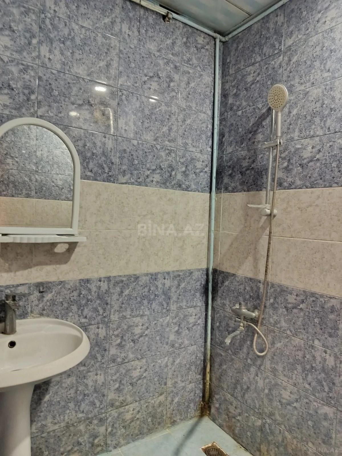 Kirayə verilir 2 otaqlı mənzil 55 m²