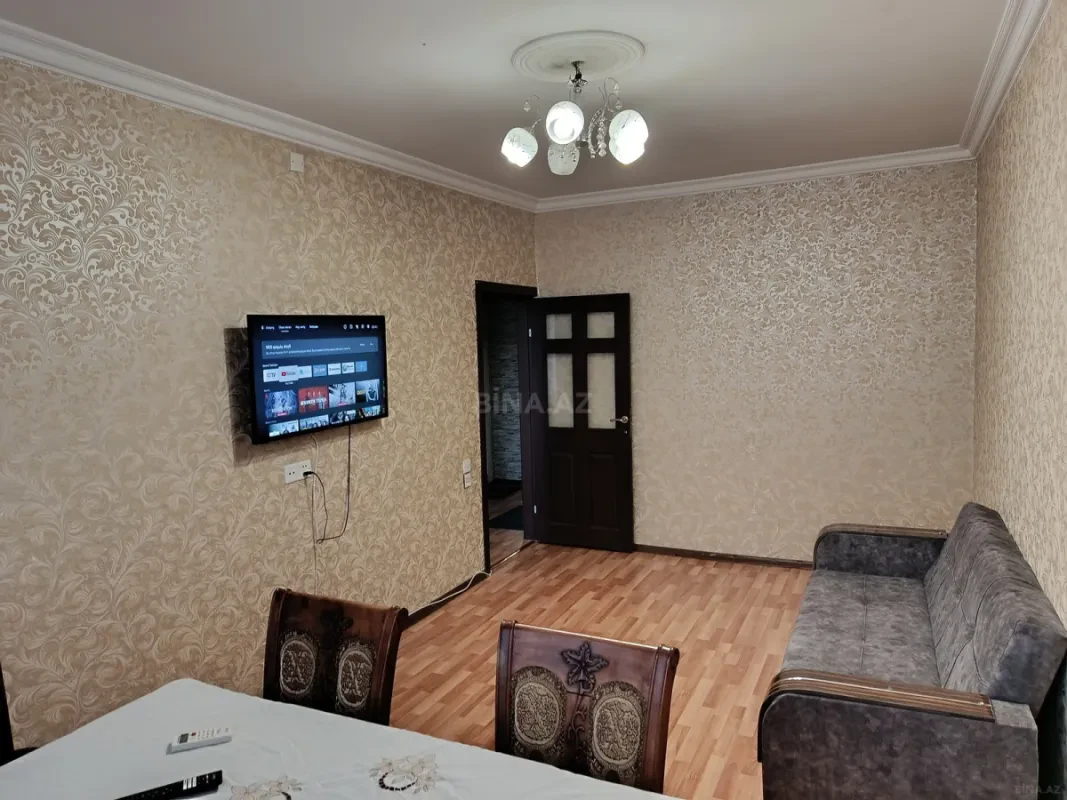Kirayə verilir 2 otaqlı mənzil 55 m²