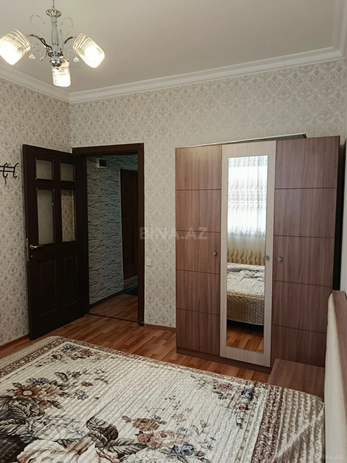 Kirayə verilir 2 otaqlı mənzil 55 m²