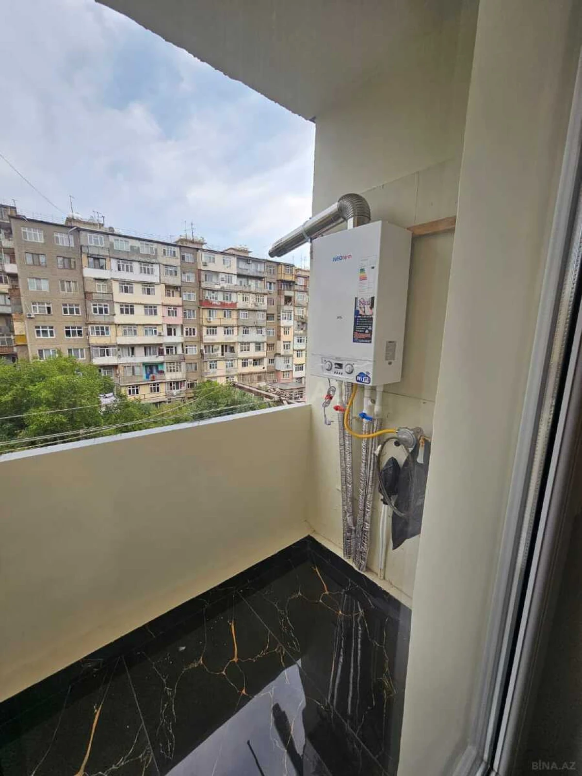 Satılır 3 otaqlı mənzil 75 m²