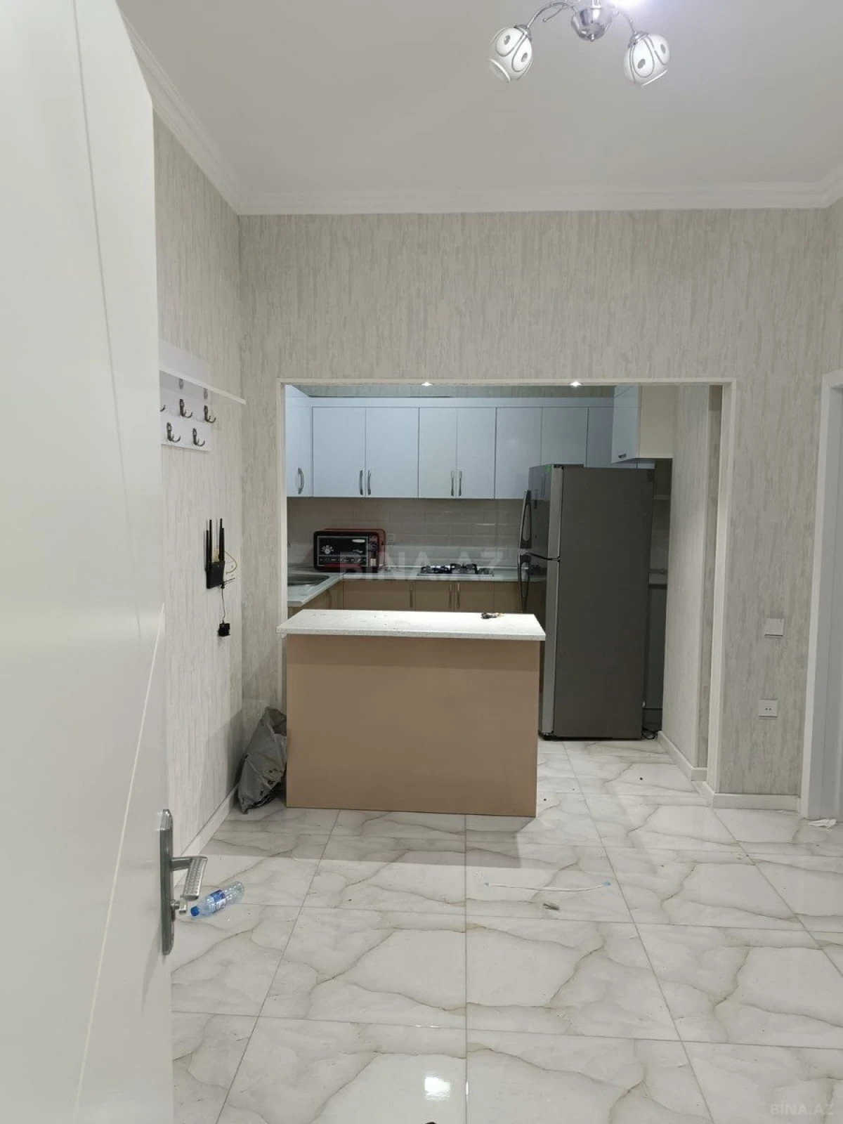 Kirayə verilir 2 otaqlı mənzil 81 m²