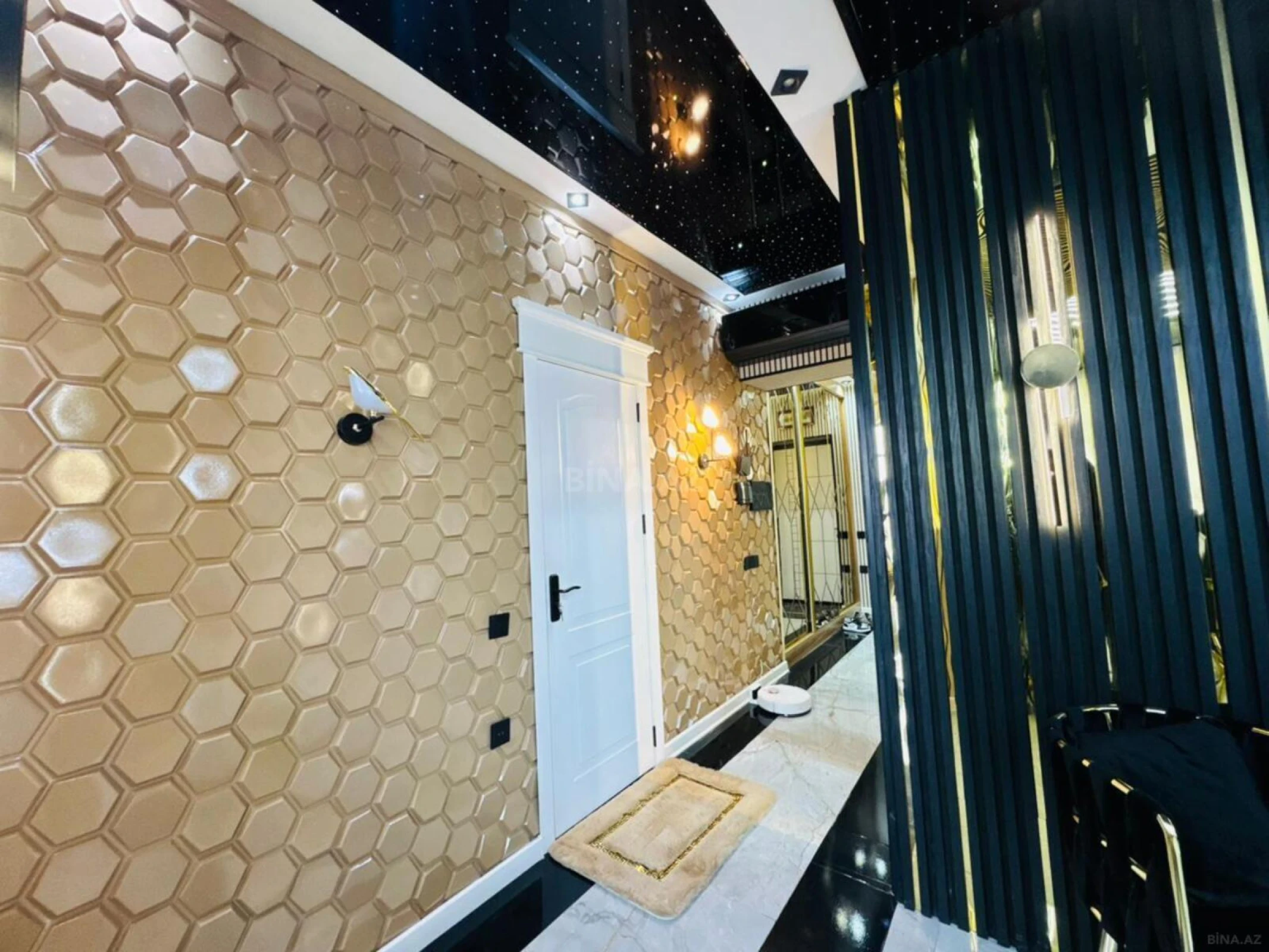 Satılır 2 otaqlı mənzil 107 m²