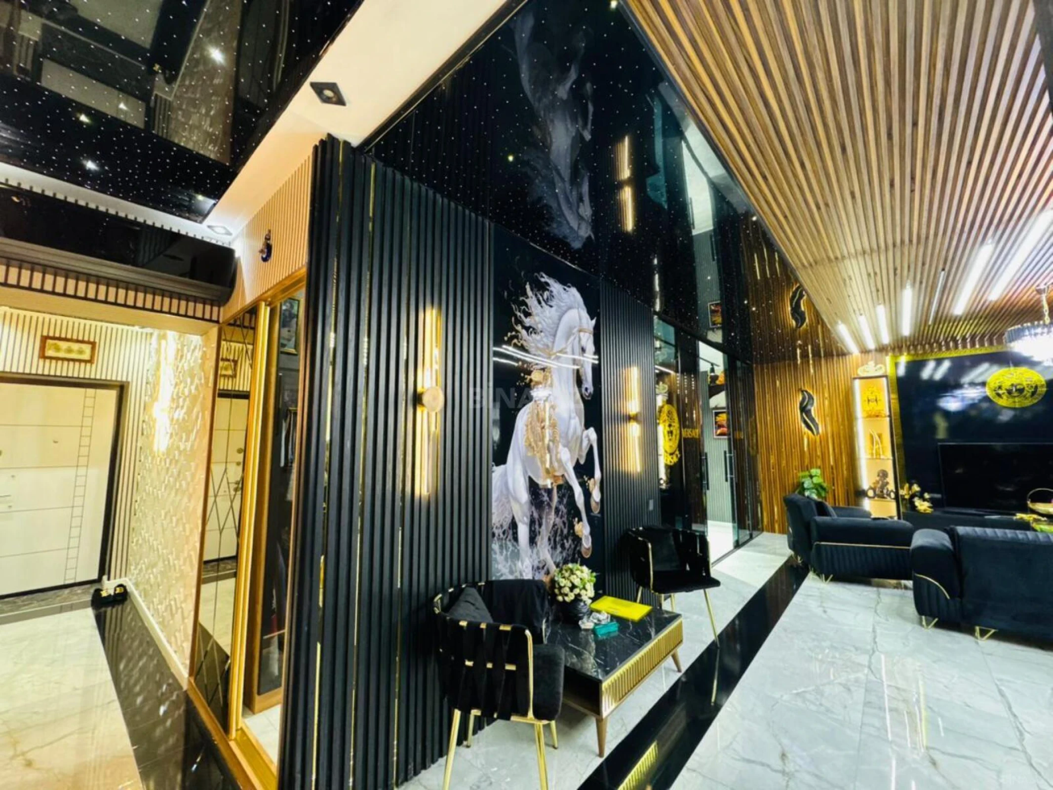 Satılır 2 otaqlı mənzil 107 m²