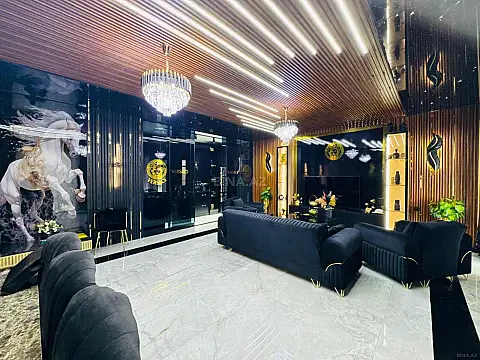Satılır 2 otaqlı mənzil 107 m²
