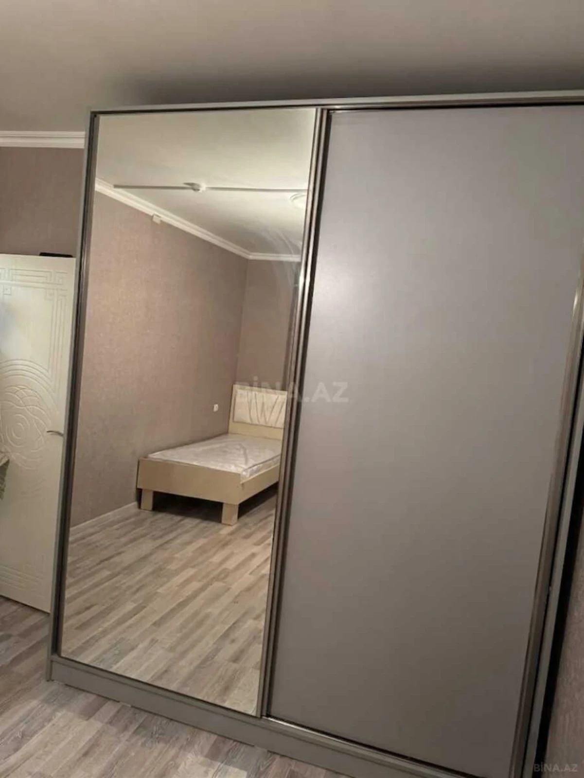 Kirayə verilir 2 otaqlı mənzil 70 m²