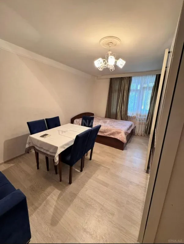 Satılır 1 otaqlı mənzil 35 m²