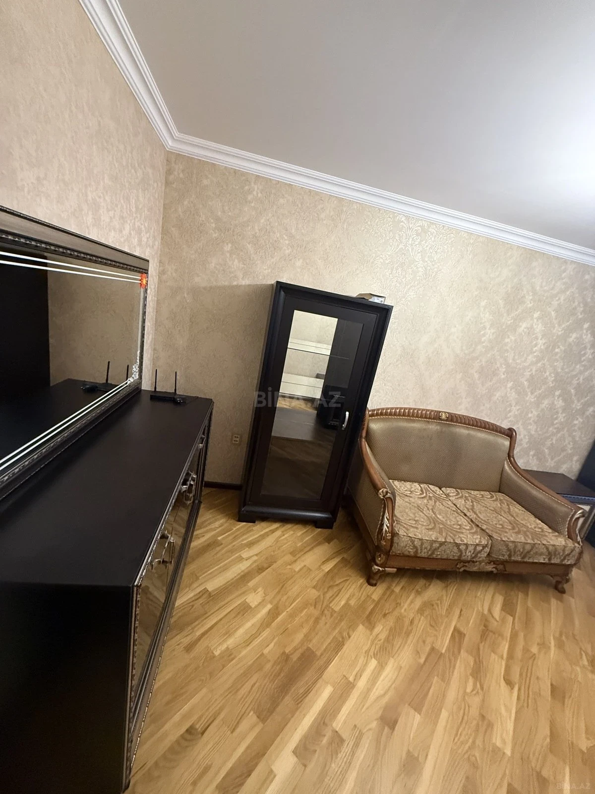 Kirayə verilir 3 otaqlı mənzil 77 m²