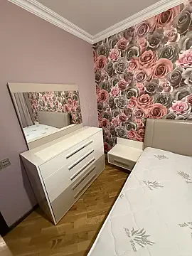 Kirayə verilir 3 otaqlı mənzil 77 m²