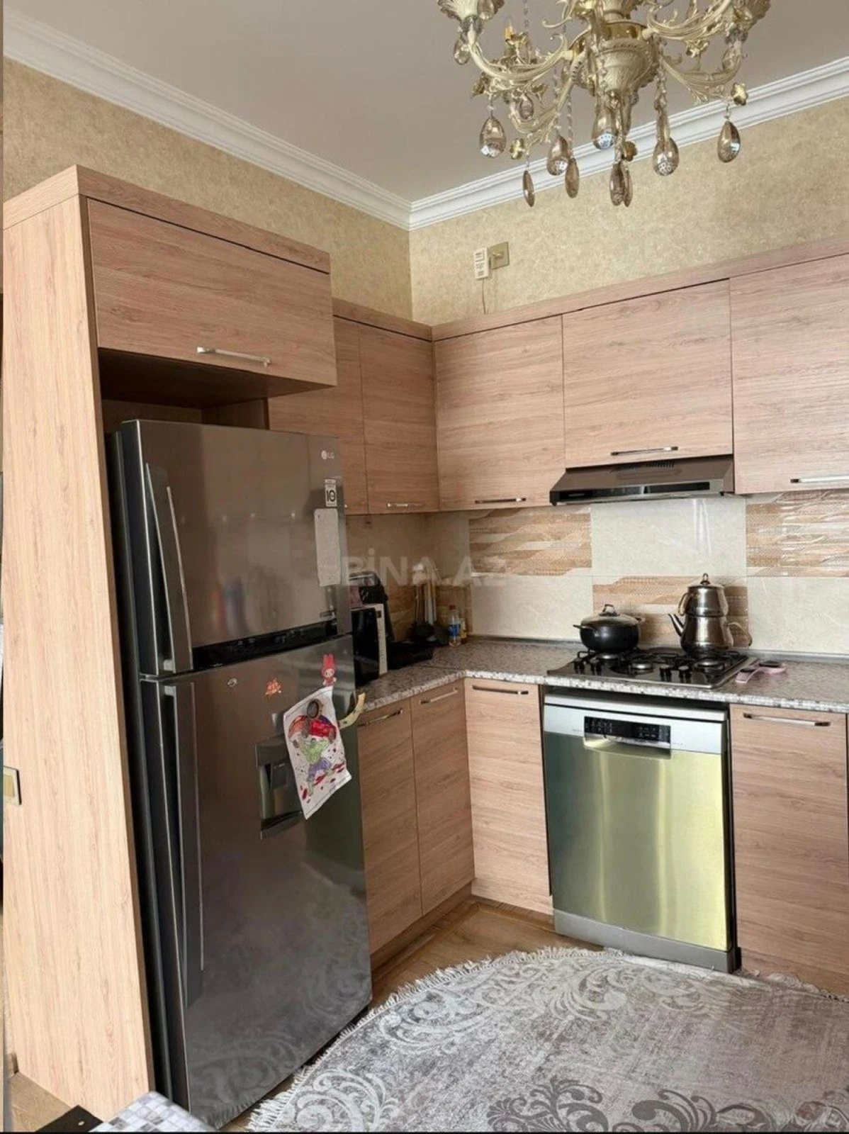 Satılır 3 otaqlı mənzil 109 m²