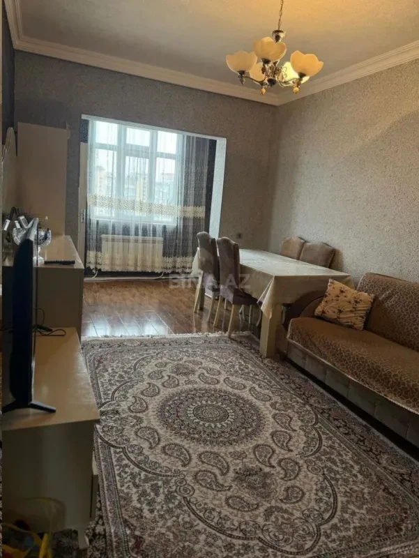 Satılır 2 otaqlı mənzil 65 m²