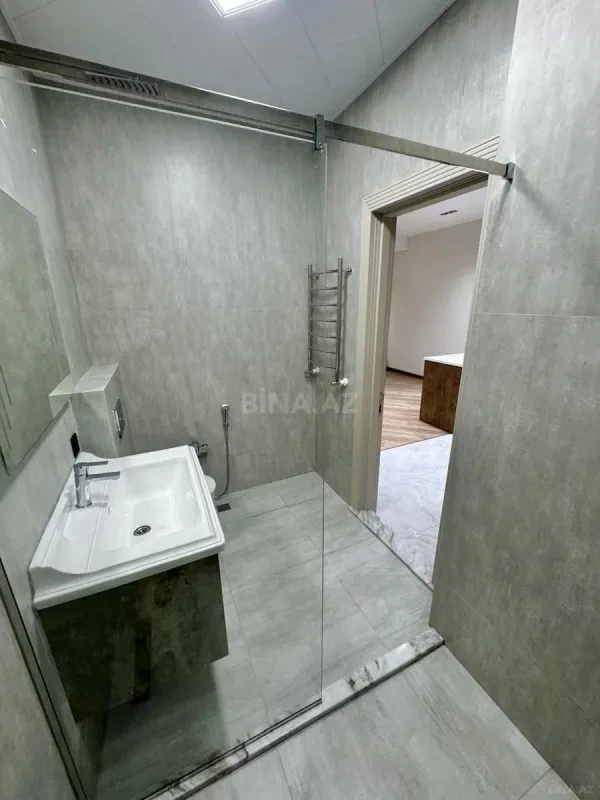 Satılır 2 otaqlı mənzil 77 m²