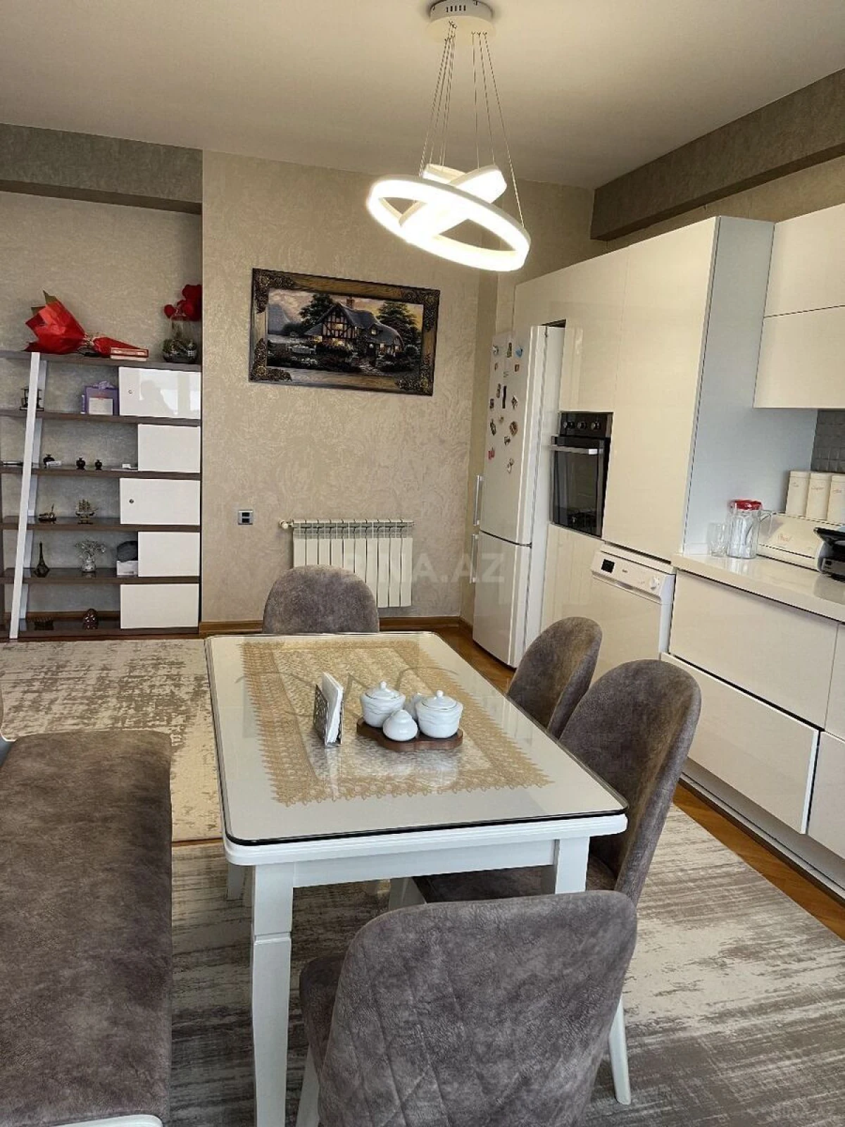 Satılır 3 otaqlı mənzil 97 m²