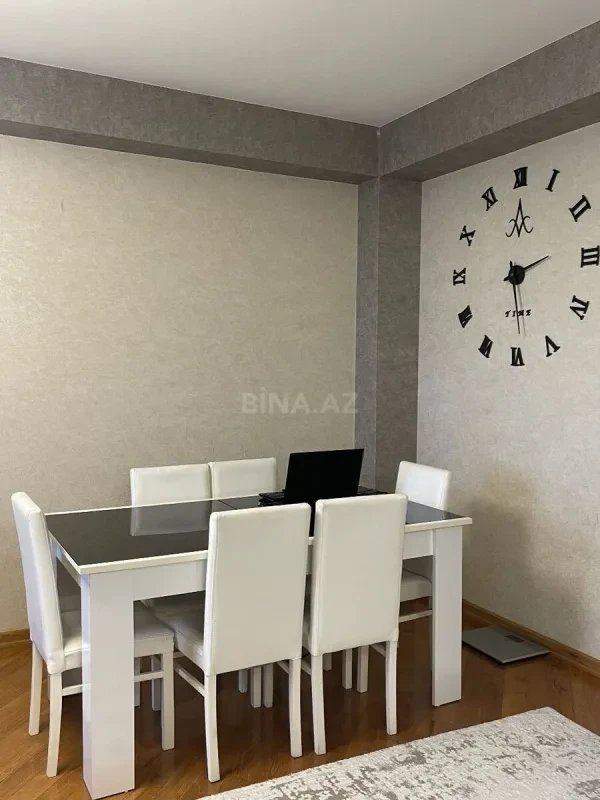Satılır 3 otaqlı mənzil 97 m²