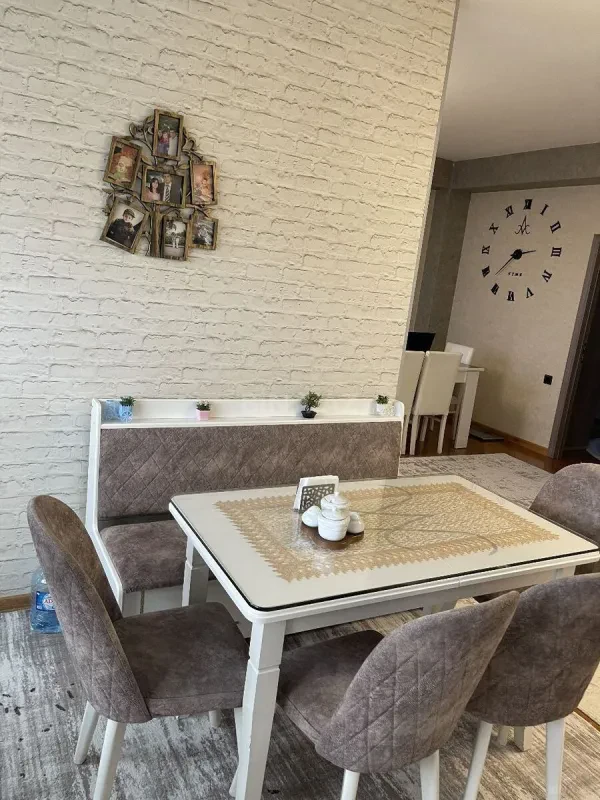 Satılır 3 otaqlı mənzil 97 m²