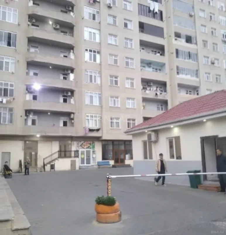 Satılır 2 otaqlı mənzil 56 m²