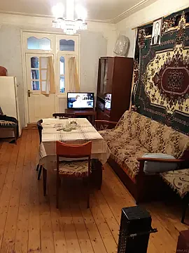 Satılır 2 otaqlı mənzil 55 m² — Bakı, Memar Əcəmi yanı 2 otaq 55.00 m²