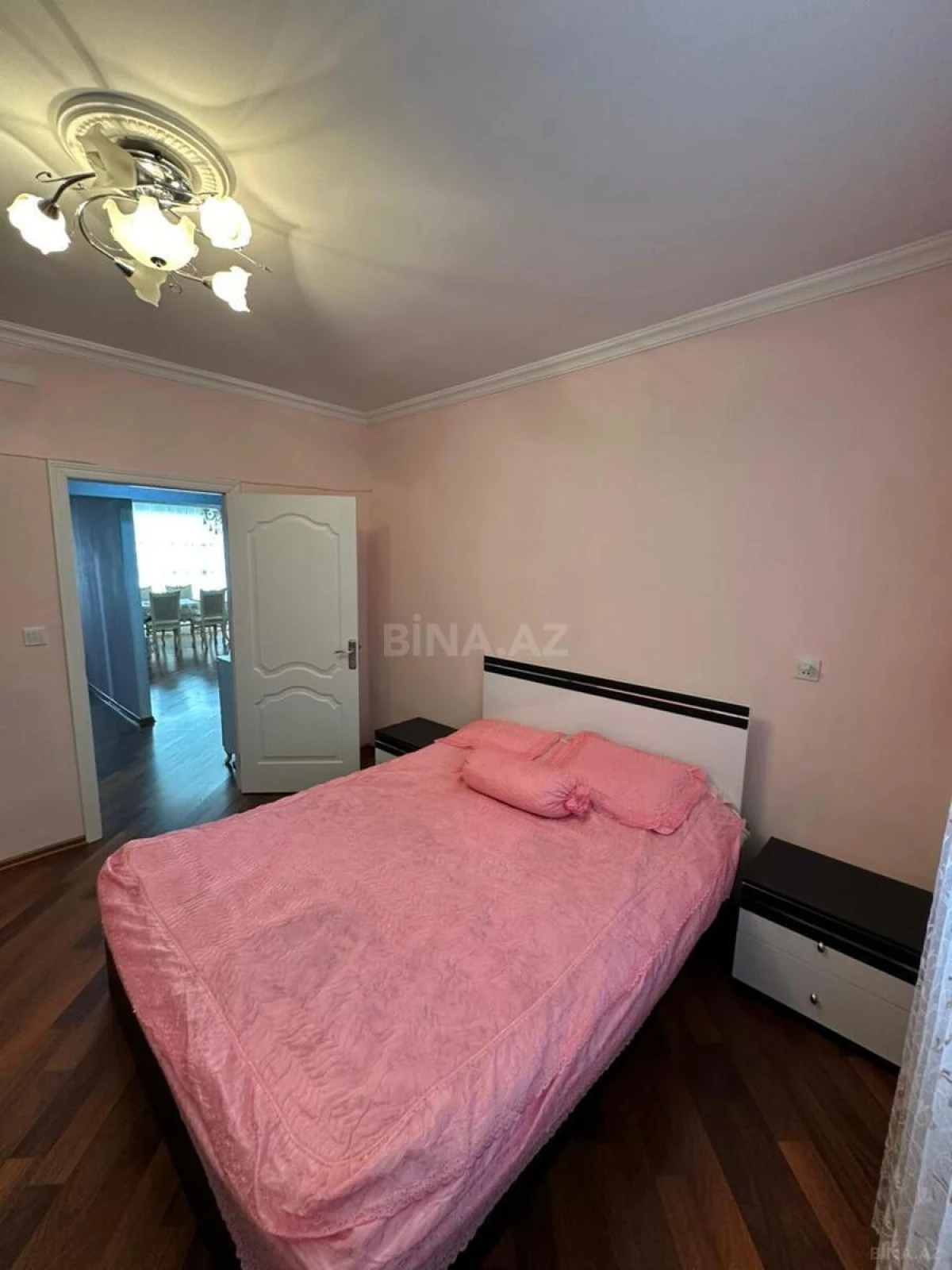 Satılır 2 otaqlı mənzil 55 m²