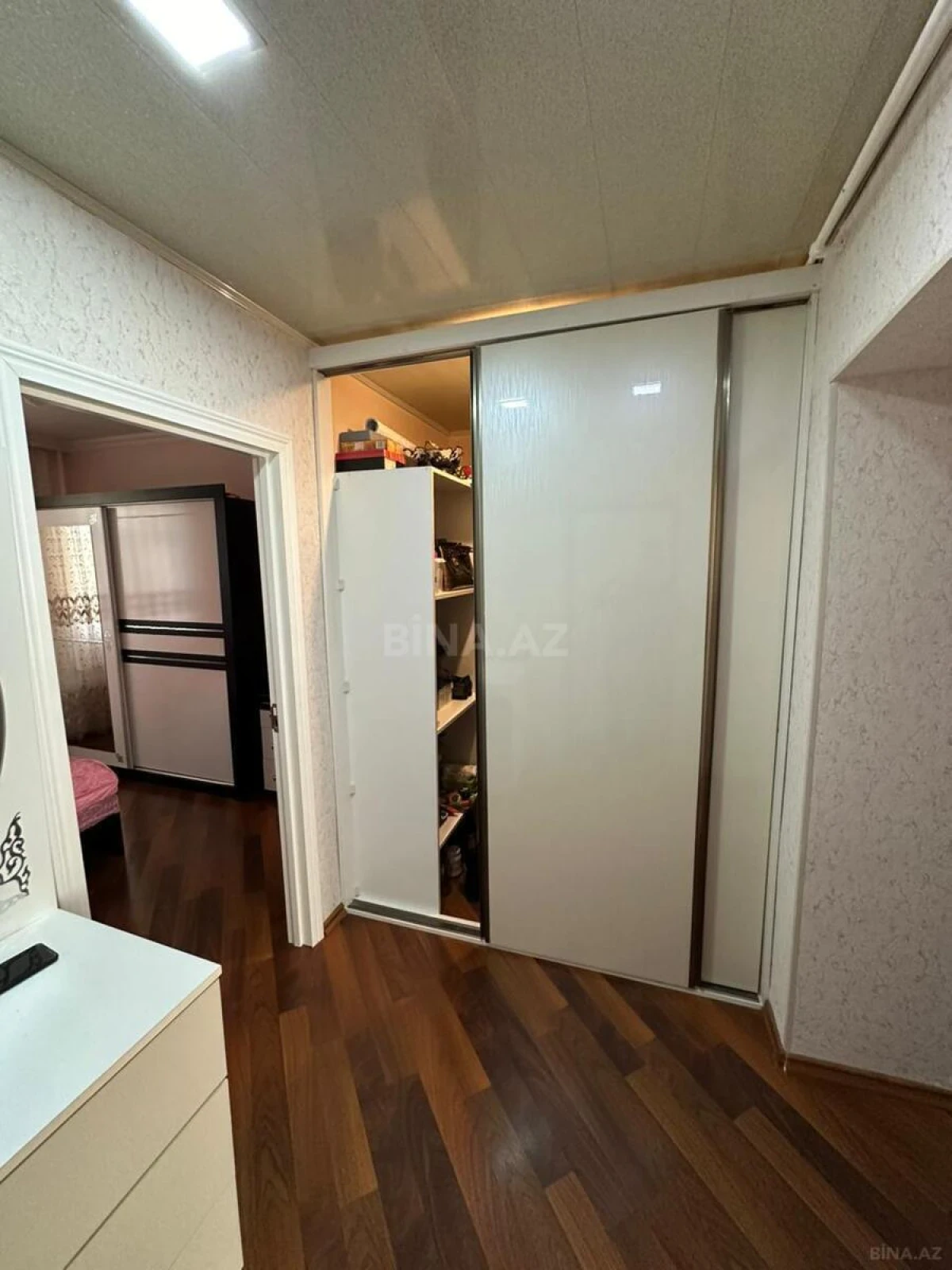 Satılır 2 otaqlı mənzil 55 m²