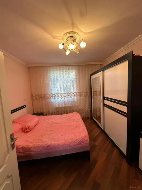Satılır 2 otaqlı mənzil 55 m²