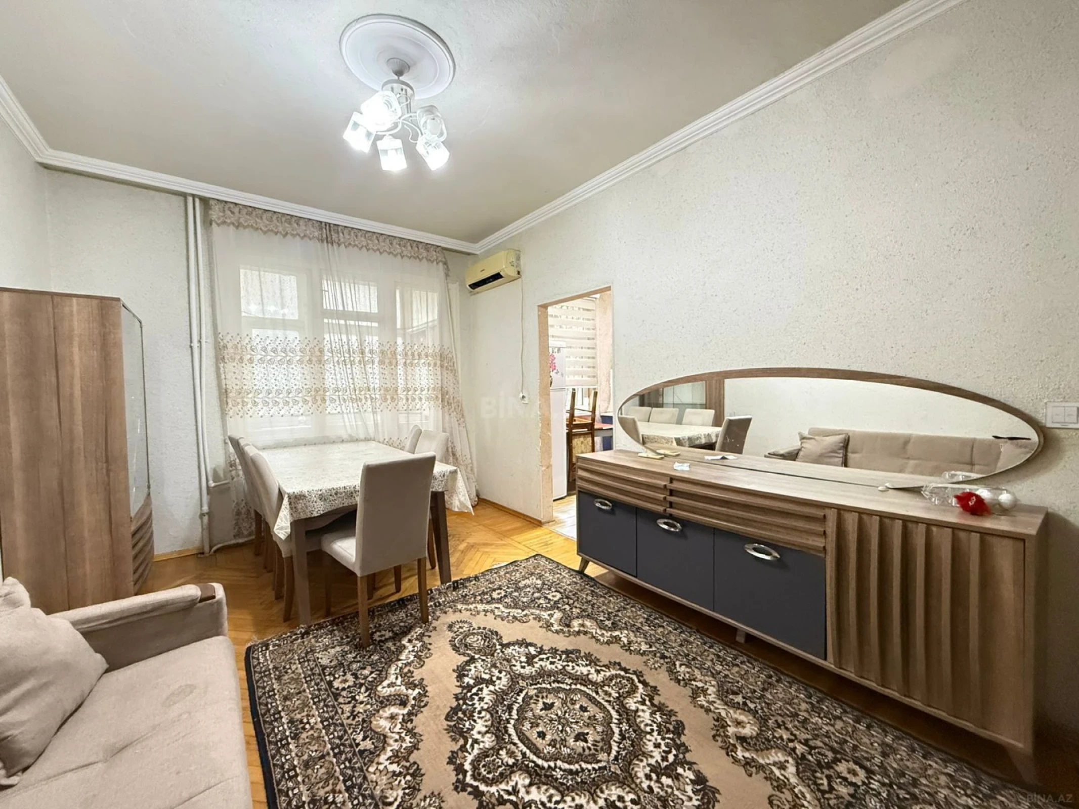 Kirayə verilir 2 otaqlı mənzil 60 m²