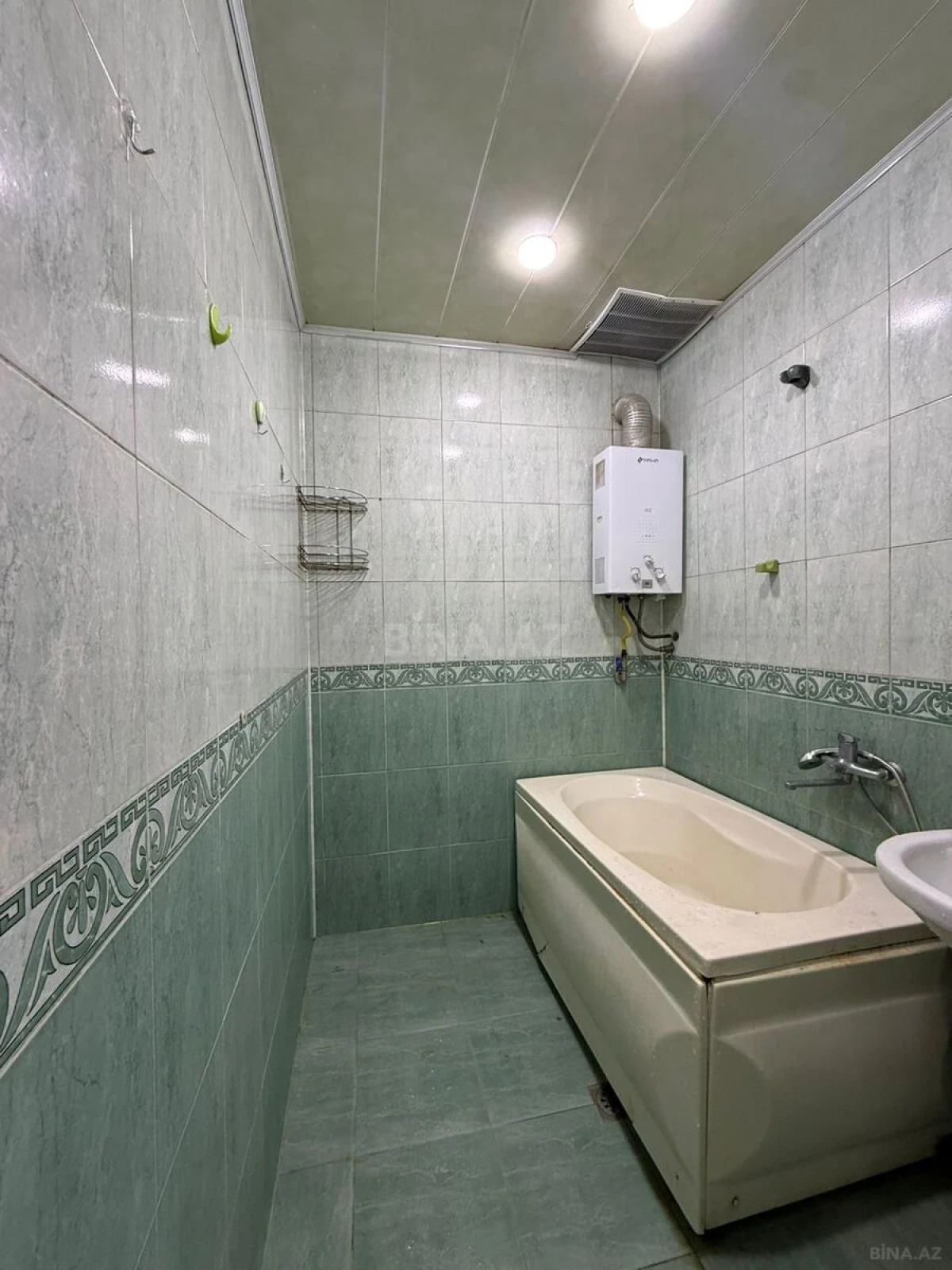 Kirayə verilir 2 otaqlı mənzil 60 m²