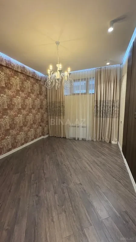 Satılır 2 otaqlı mənzil 65 m²
